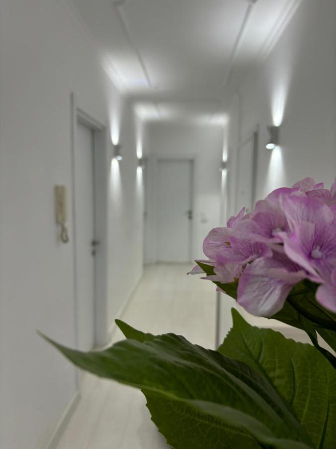 Center, Selvia White Apartment Tirana Bagian luar foto