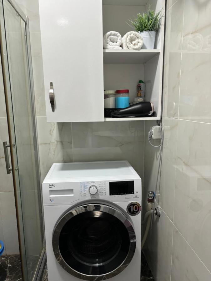 Center, Selvia White Apartment Tirana Bagian luar foto